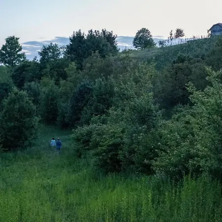 Deda Vinko Off Grid Campingplatz *
